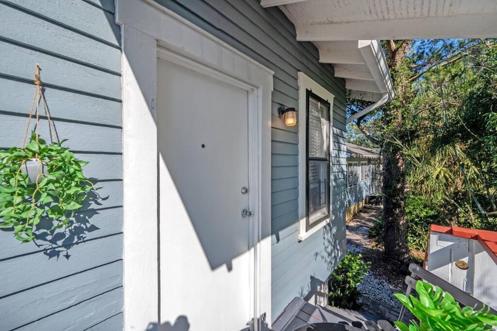 Jungle Themed Apt. Close To Coffee, Food + Shops! Tampa Exterior foto