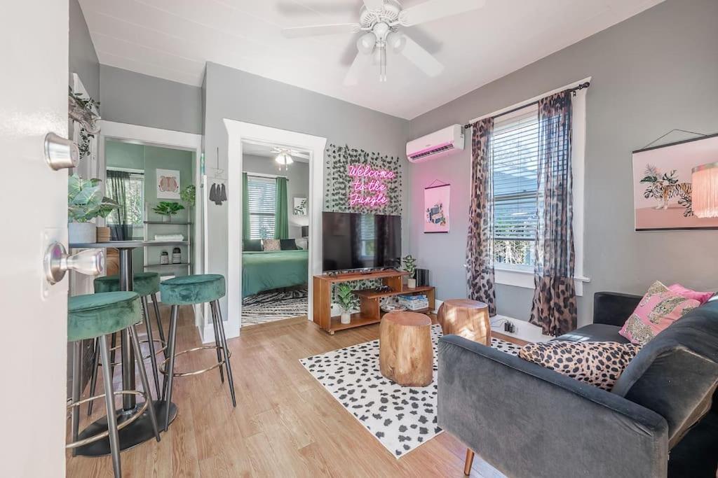 Jungle Themed Apt. Close To Coffee, Food + Shops! Tampa Exterior foto